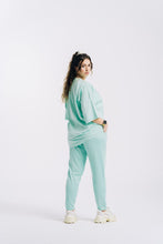 Lade das Bild in den Galerie-Viewer, Miami Beach Glass Oversized Tee